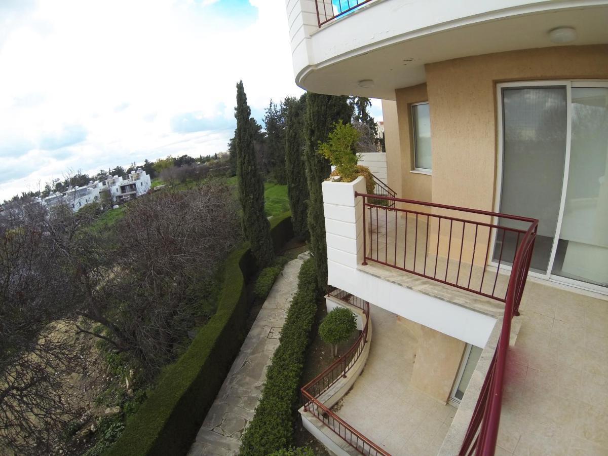 Mia'S Cove Apartment Paphos Exterior photo