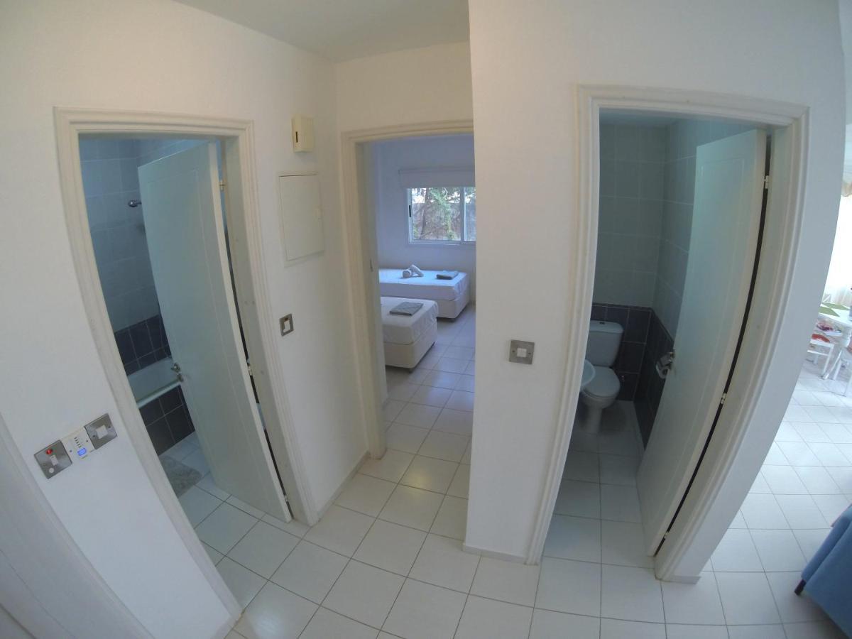 Mia'S Cove Apartment Paphos Exterior photo